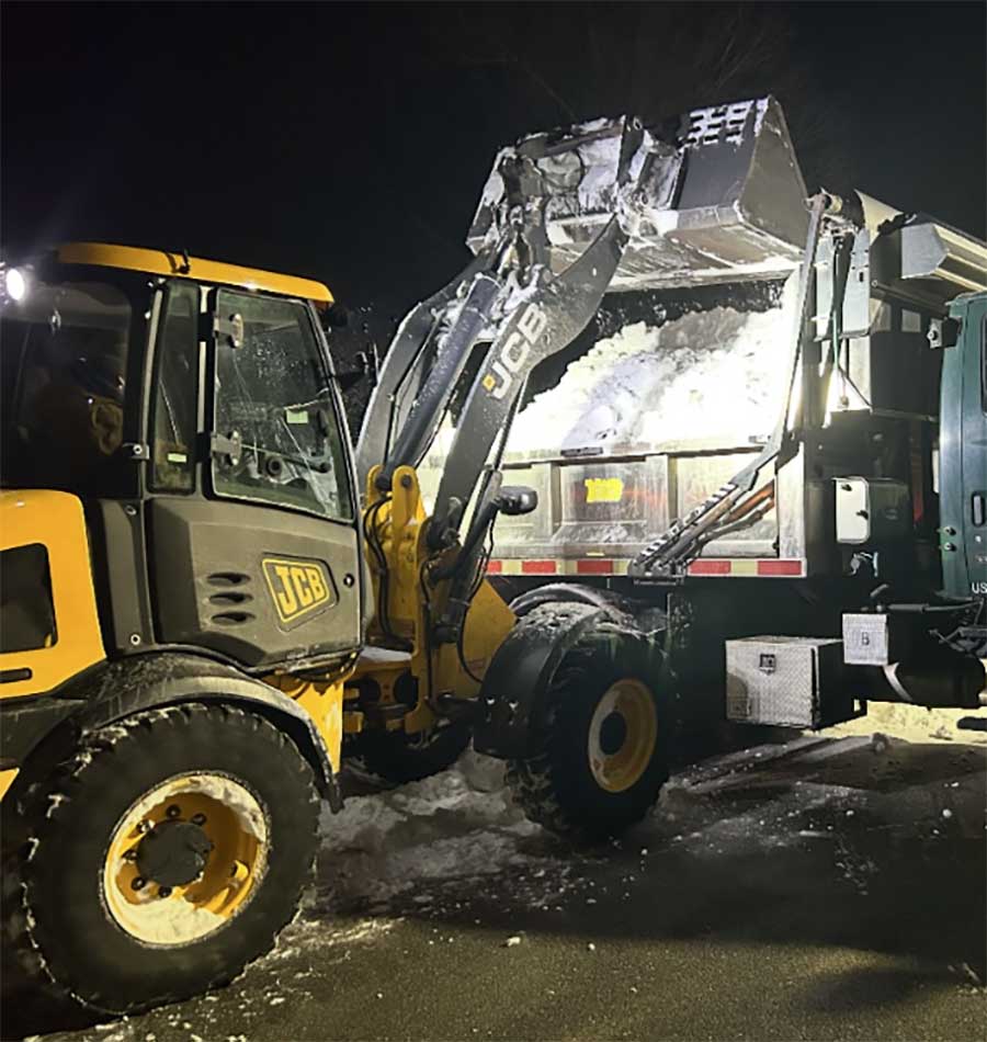 dumping-snow-via-plow